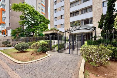 Apartamento à venda com 71m², 2 quartos e 1 vaga Apartamento à venda com 71m², 2 quartos e 1 vagaFachada