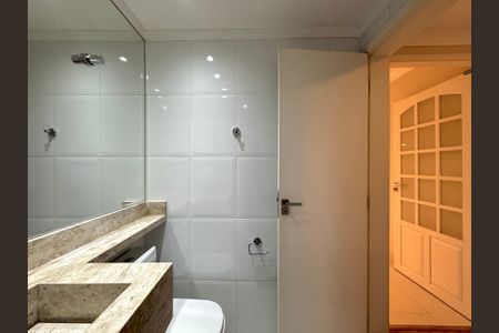 Apartamento à venda com 71m², 2 quartos e 1 vaga Apartamento à venda com 71m², 2 quartos e 1 vagaBanheiro
