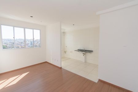 Sala de apartamento para alugar com 2 quartos, 47m² em Novo Riacho, Contagem