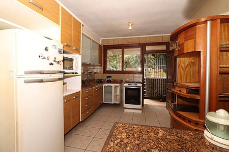 Casa para alugar com 412m², 4 quartos e 3 vagasCozinha