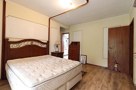 Casa para alugar com 412m², 4 quartos e 3 vagasQuarto 2