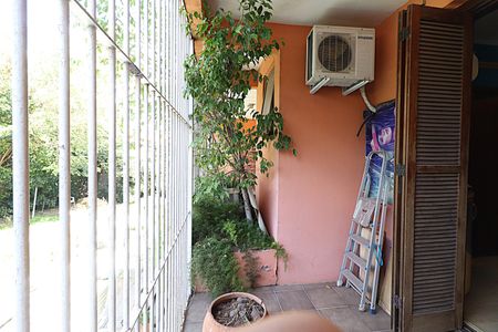 Casa para alugar com 412m², 4 quartos e 3 vagasSacada do Quarto 3