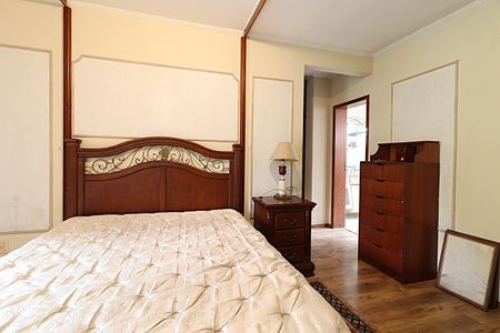 Casa para alugar com 412m², 4 quartos e 3 vagasQuarto 2