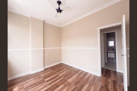 Quarto 1 de apartamento para alugar com 2 quartos, 50m² em Penha Circular, Rio de Janeiro