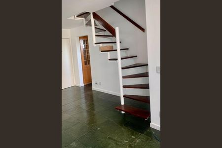 Apartamento à venda com 75m², 2 quartos e 1 vaga