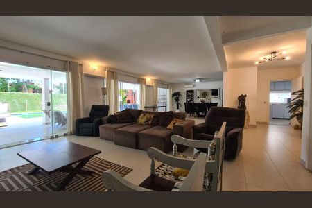 Casa à venda com 5 quartos, 1000m² em Barra da Tijuca, Rio de Janeiro