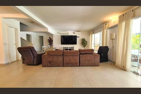 Casa à venda com 5 quartos, 1000m² em Barra da Tijuca, Rio de Janeiro