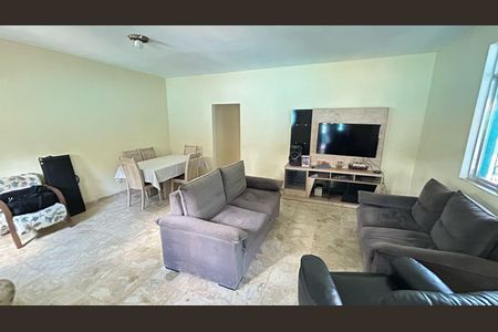 Casa à venda com 3 quartos, 300m² em Taquara, Rio de Janeiro