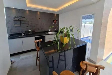 Casa à venda com 5 quartos, 280m² em Recreio dos Bandeirantes, Rio de Janeiro