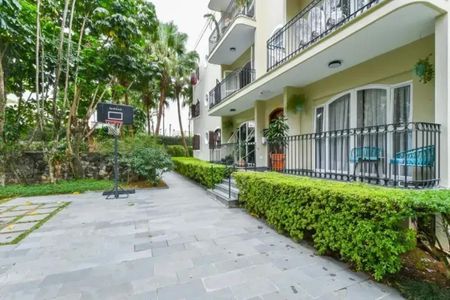 Apartamento à venda com 260m², 3 quartos e 3 vagas