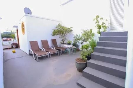 Apartamento à venda com 260m², 3 quartos e 3 vagas