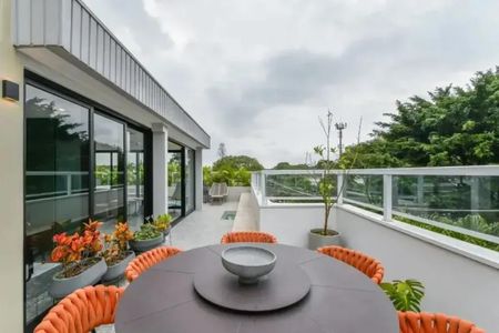 Apartamento à venda com 260m², 3 quartos e 3 vagas