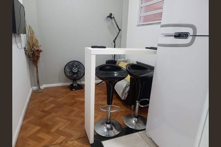 Apartamento à venda com 31m², 1 quarto e sem vaga