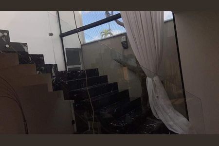 Casa à venda com 3 quartos, 240m² em Recreio dos Bandeirantes, Rio de Janeiro