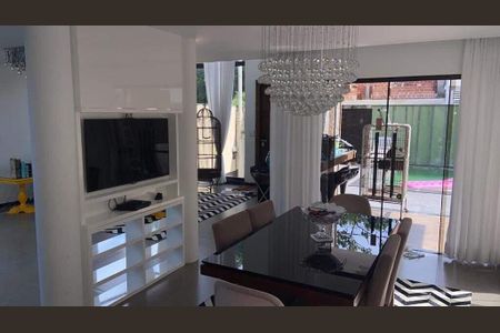 Casa à venda com 3 quartos, 240m² em Recreio dos Bandeirantes, Rio de Janeiro