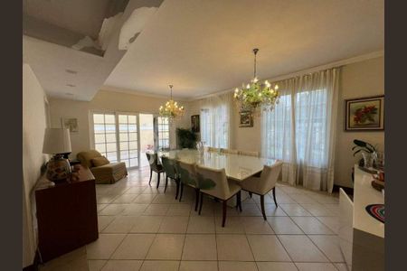 Casa à venda com 5 quartos, 650m² em Recreio dos Bandeirantes, Rio de Janeiro