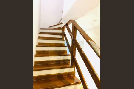 Casa à venda com 200m², 3 quartos e 2 vagas