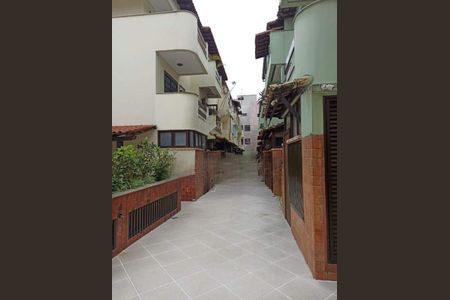 Casa à venda com 200m², 3 quartos e 2 vagas