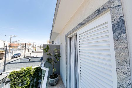 Casa à venda com 230m², 4 quartos e 4 vagas Casa à venda com 230m², 4 quartos e 4 vagasVaranda Suíte 2