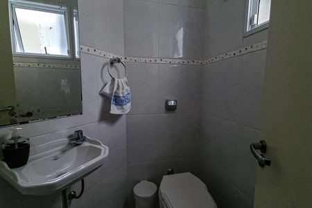 Casa à venda com 230m², 4 quartos e 4 vagas Casa à venda com 230m², 4 quartos e 4 vagasLavabo 3