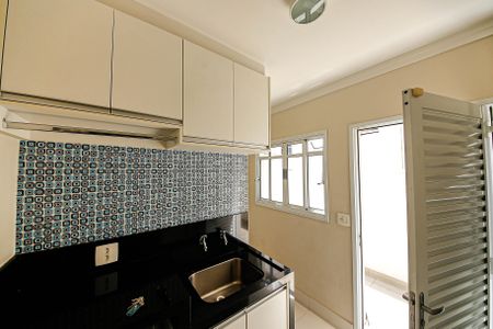 Casa à venda com 230m², 4 quartos e 4 vagas Casa à venda com 230m², 4 quartos e 4 vagasÁrea de Serviço