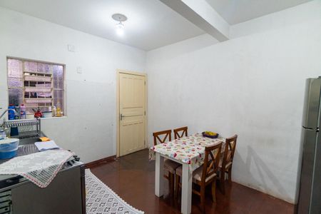 Casa à venda com 200m², 2 quartos e 1 vaga Casa à venda com 200m², 2 quartos e 1 vagaCozinha
