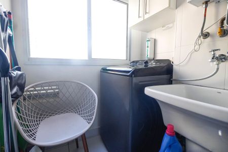 Apartamento à venda com 42m², 2 quartos e sem vaga Apartamento à venda com 42m², 2 quartos e sem vagaÁrea de serviço