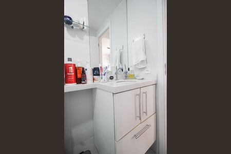 Apartamento à venda com 42m², 2 quartos e sem vaga Apartamento à venda com 42m², 2 quartos e sem vagaBanheiro