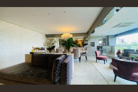 Apartamento à venda com 258m², 3 quartos e 4 vagas