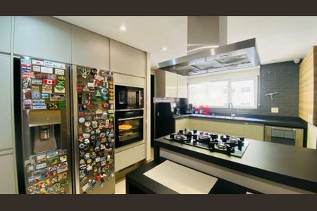 Apartamento à venda com 258m², 3 quartos e 4 vagas