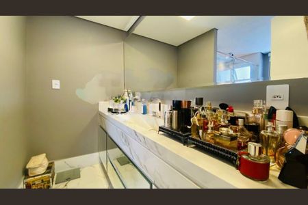 Apartamento à venda com 258m², 3 quartos e 4 vagas