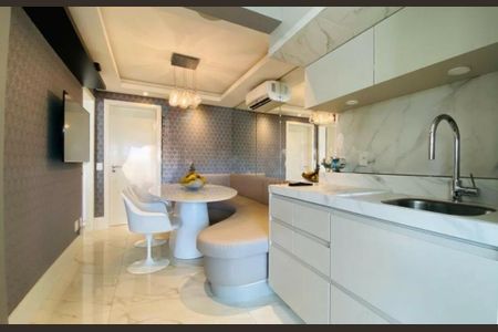 Apartamento à venda com 258m², 3 quartos e 4 vagas