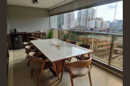Apartamento à venda com 3 quartos, 135m² em Campo Belo, São Paulo