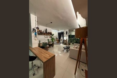 Apartamento à venda com 3 quartos, 69m² em Jardim Prudência, São Paulo