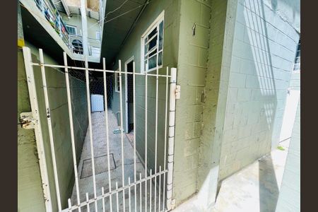 Studio para alugar com 30m², 1 quarto e sem vaga Studio para alugar com 30m², 1 quarto e sem vagaFrente