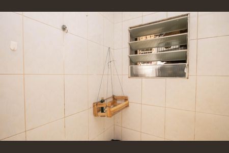 Banheiro de casa para alugar com 1 quarto, 55m² em Vila Maria Alta, São Paulo