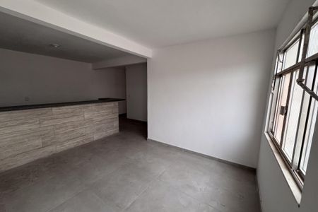 Sala de casa para alugar com 1 quarto, 70m² em Bar dos Cavaleiros, Duque de Caxias