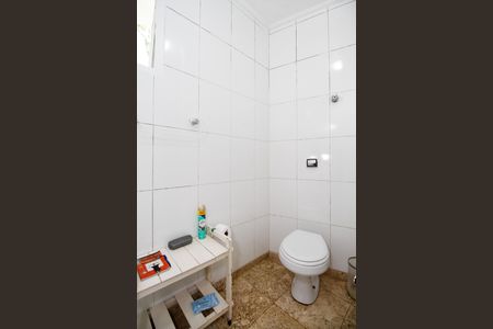 Casa à venda com 220m², 3 quartos e 3 vagas Casa à venda com 220m², 3 quartos e 3 vagasBanheiro da Suíte 1