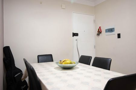 Apartamento à venda com 83m², 3 quartos e 2 vagas Apartamento à venda com 83m², 3 quartos e 2 vagasSala