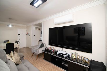 Apartamento à venda com 83m², 3 quartos e 2 vagas Apartamento à venda com 83m², 3 quartos e 2 vagasSala