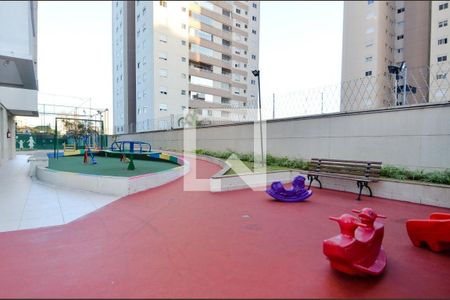 Apartamento à venda com 83m², 3 quartos e 2 vagas Apartamento à venda com 83m², 3 quartos e 2 vagasÁrea comum - Playground