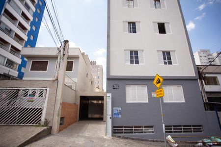 Apartamento para alugar com 70m², 1 quarto e sem vagaFachada + Placa