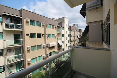 Varanda de apartamento à venda com 2 quartos, 50m² em Jacarepaguá, Rio de Janeiro