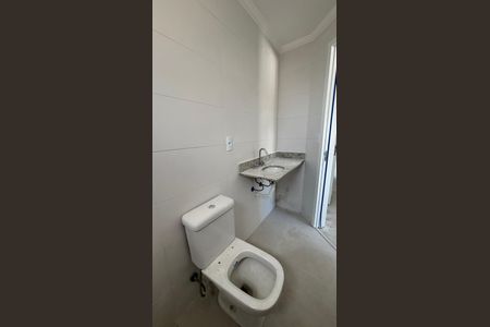 Apartamento à venda com 56m², 2 quartos e 2 vagasBanheiro da Suíte