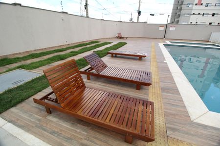 Apartamento para alugar com 50m², 2 quartos e 1 vagaÁrea comum - Piscina