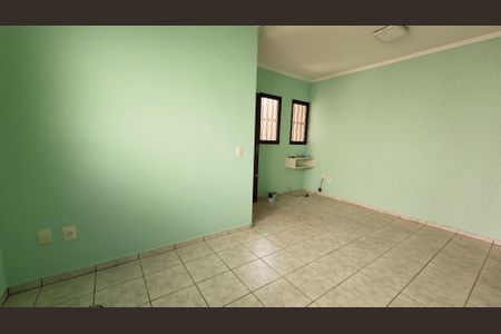 Sala de casa à venda com 3 quartos, 118m² em Vila Hortolandia, Jundiaí