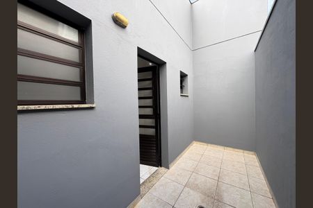 Apartamento para alugar com 120m², 3 quartos e 2 vagas Apartamento para alugar com 120m², 3 quartos e 2 vagasÁrea de Serviço