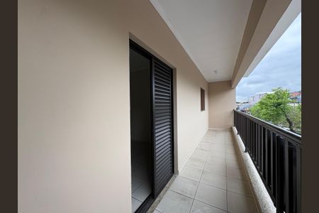 Apartamento para alugar com 120m², 3 quartos e 2 vagas Apartamento para alugar com 120m², 3 quartos e 2 vagasSacada