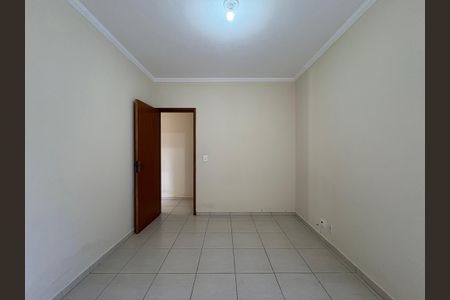 Apartamento para alugar com 120m², 3 quartos e 2 vagas Apartamento para alugar com 120m², 3 quartos e 2 vagasQuarto 2