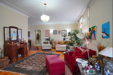 Apartamento à venda com 230m², 4 quartos e 2 vagasSala